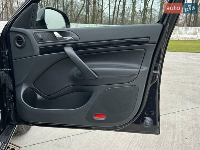 Черный Шкода Октавия, объемом двигателя 2 л и пробегом 229 тыс. км за 11650 $, фото 96 на Automoto.ua