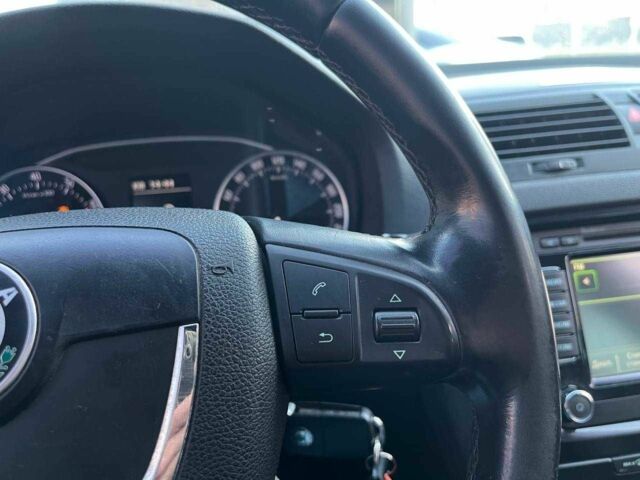 Чорний Шкода Октавія, об'ємом двигуна 1.8 л та пробігом 298 тис. км за 7490 $, фото 20 на Automoto.ua