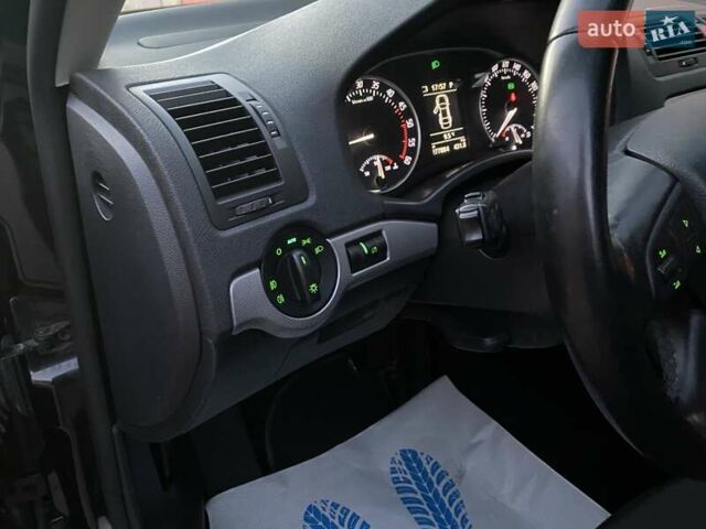 Черный Шкода Октавия, объемом двигателя 1.99 л и пробегом 277 тыс. км за 9450 $, фото 24 на Automoto.ua