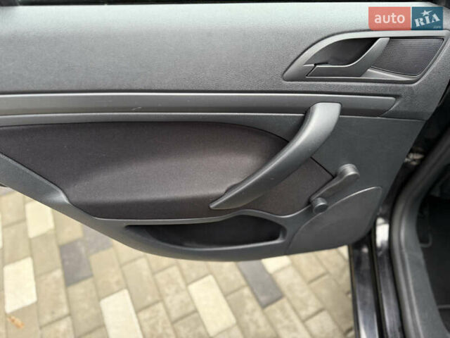Чорний Шкода Октавія, об'ємом двигуна 1.6 л та пробігом 157 тис. км за 9000 $, фото 18 на Automoto.ua
