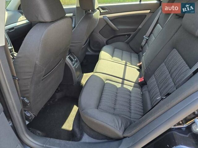 Черный Шкода Октавия, объемом двигателя 1.6 л и пробегом 212 тыс. км за 9299 $, фото 34 на Automoto.ua