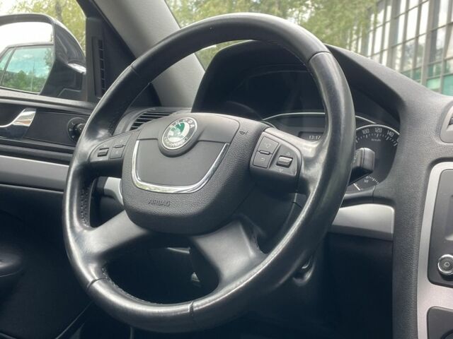 Черный Шкода Октавия, объемом двигателя 1.8 л и пробегом 133 тыс. км за 8590 $, фото 11 на Automoto.ua