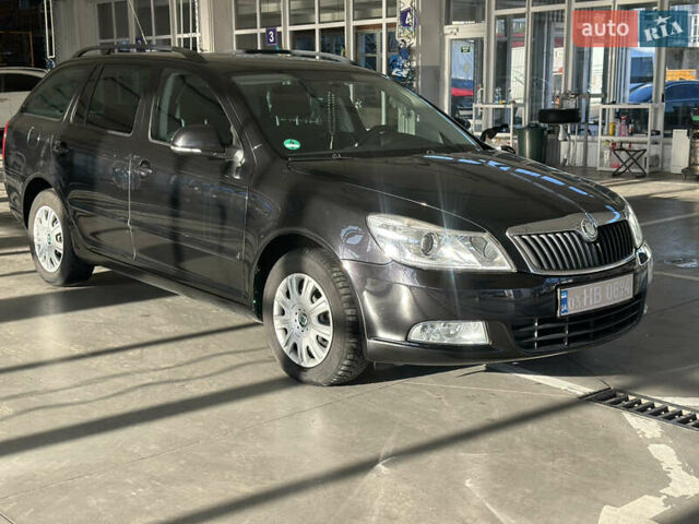 Шкода Октавия 2010 в Николаеве на Automoto.ua Черный Шкода Октавия, объемом двигателя 1.8 л и пробегом 232 тыс. км за 6650 $, фото 3 на Automoto.ua