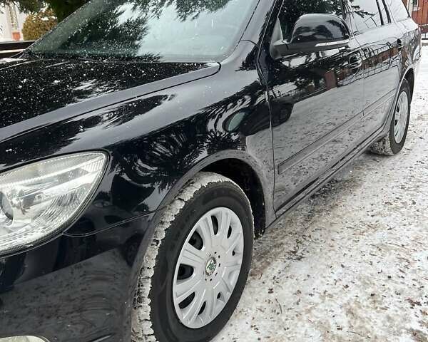 Черный Шкода Октавия, объемом двигателя 1.6 л и пробегом 307 тыс. км за 6900 $, фото 6 на Automoto.ua
