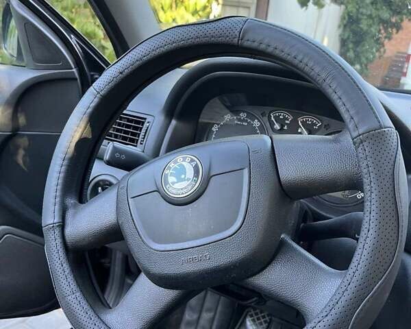 Черный Шкода Октавия, объемом двигателя 1.6 л и пробегом 198 тыс. км за 6700 $, фото 18 на Automoto.ua