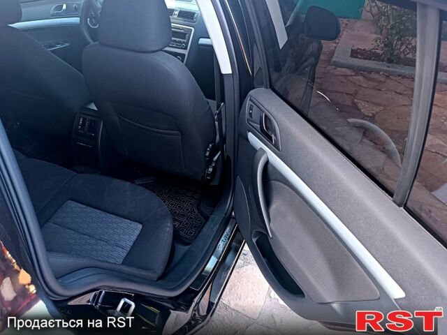 Черный Шкода Октавия, объемом двигателя 1.6 л и пробегом 170 тыс. км за 7400 $, фото 4 на Automoto.ua