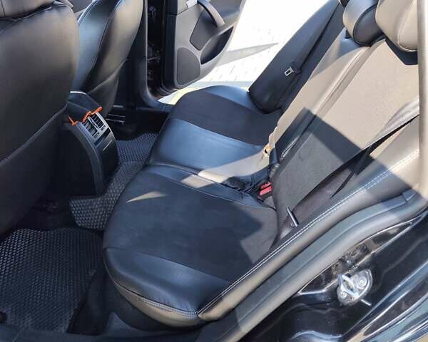 Черный Шкода Октавия, объемом двигателя 1.97 л и пробегом 280 тыс. км за 9200 $, фото 6 на Automoto.ua