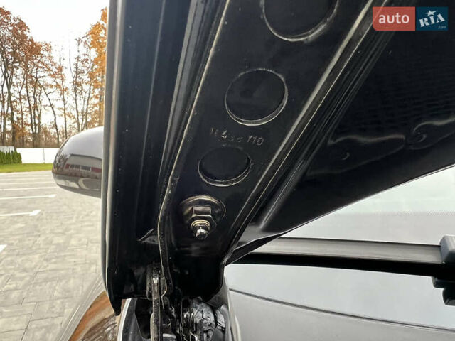 Черный Шкода Октавия, объемом двигателя 2 л и пробегом 265 тыс. км за 11950 $, фото 91 на Automoto.ua