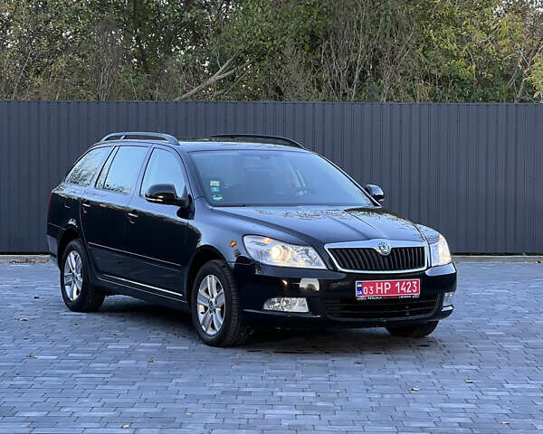 Шкода Октавия 2010 в Вознесенске на Automoto.ua Черный Шкода Октавия, объемом двигателя 1.4 л и пробегом 161 тыс. км за 7500 $, фото 1 на Automoto.ua
