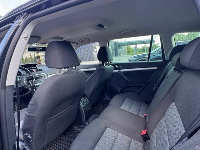 Чорний Шкода Октавія, об'ємом двигуна 1.8 л та пробігом 123 тис. км за 7800 $, фото 6 на Automoto.ua