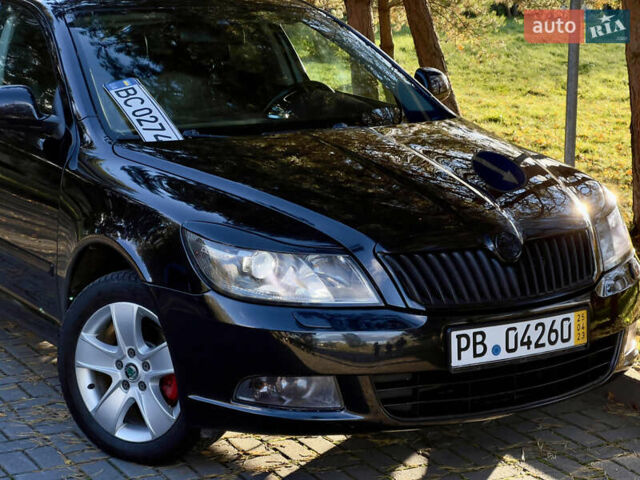 Чорний Шкода Октавія, об'ємом двигуна 1.6 л та пробігом 330 тис. км за 7499 $, фото 5 на Automoto.ua