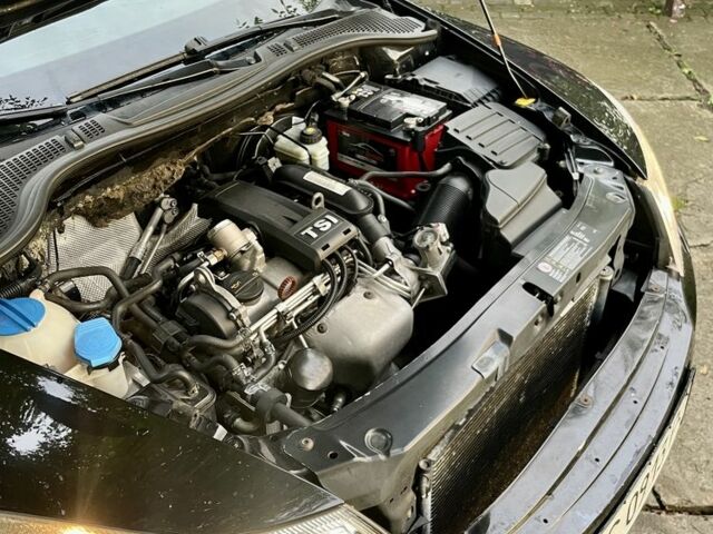 Черный Шкода Октавия, объемом двигателя 1.2 л и пробегом 220 тыс. км за 5250 $, фото 7 на Automoto.ua