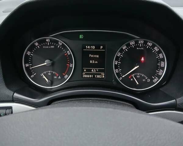 Чорний Шкода Октавія, об'ємом двигуна 1.4 л та пробігом 201 тис. км за 8699 $, фото 16 на Automoto.ua