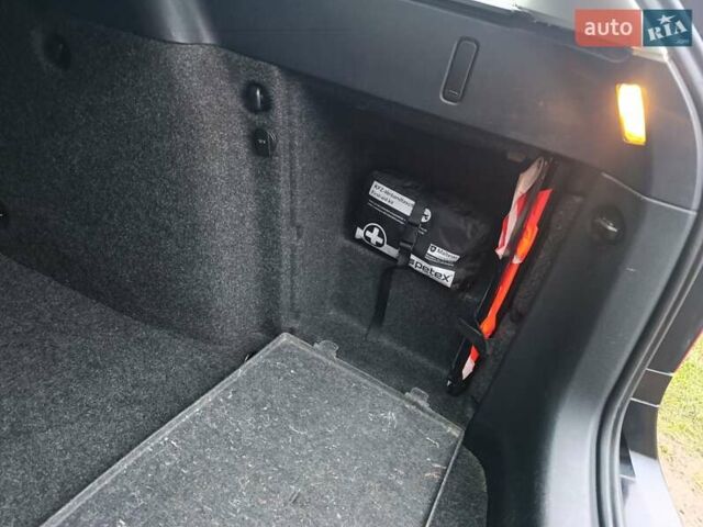 Черный Шкода Октавия, объемом двигателя 2 л и пробегом 249 тыс. км за 8600 $, фото 48 на Automoto.ua