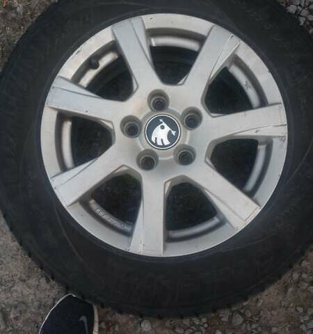 Черный Шкода Октавия, объемом двигателя 1.6 л и пробегом 258 тыс. км за 8600 $, фото 20 на Automoto.ua