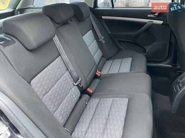 Черный Шкода Октавия, объемом двигателя 1.6 л и пробегом 176 тыс. км за 7550 $, фото 10 на Automoto.ua