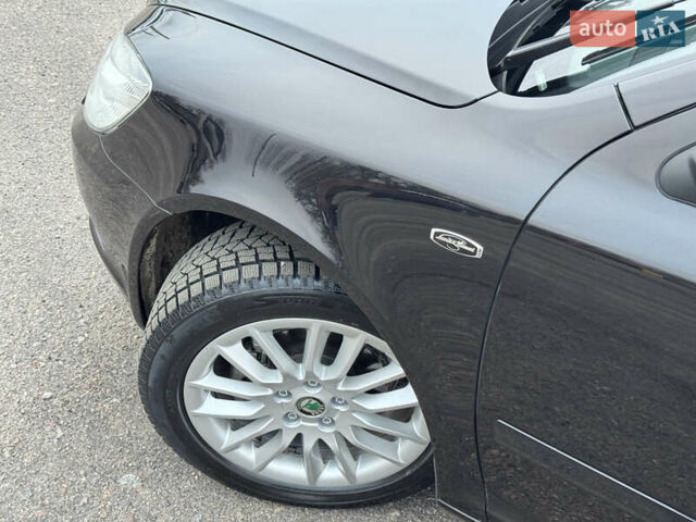 Чорний Шкода Октавія, об'ємом двигуна 1.8 л та пробігом 158 тис. км за 8700 $, фото 2 на Automoto.ua