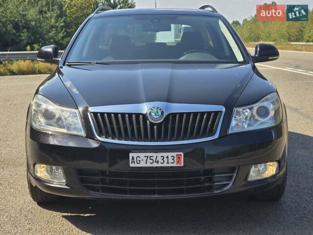 Черный Шкода Октавия, объемом двигателя 1.6 л и пробегом 212 тыс. км за 9299 $, фото 11 на Automoto.ua