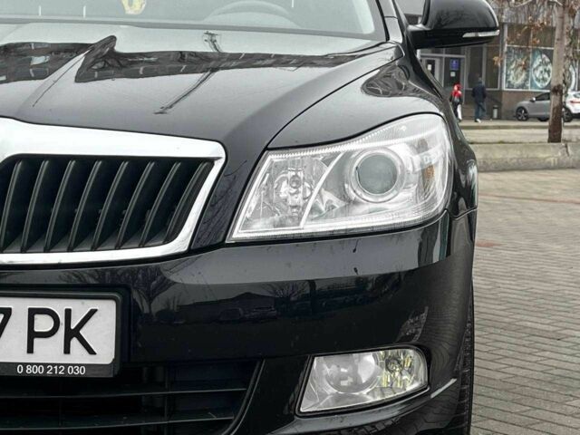 Черный Шкода Октавия, объемом двигателя 1.8 л и пробегом 188 тыс. км за 9200 $, фото 5 на Automoto.ua