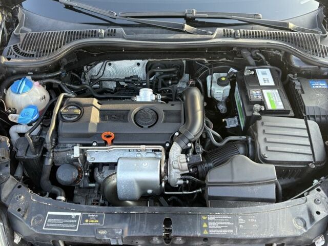 Чорний Шкода Октавія, об'ємом двигуна 1.4 л та пробігом 181 тис. км за 8100 $, фото 12 на Automoto.ua