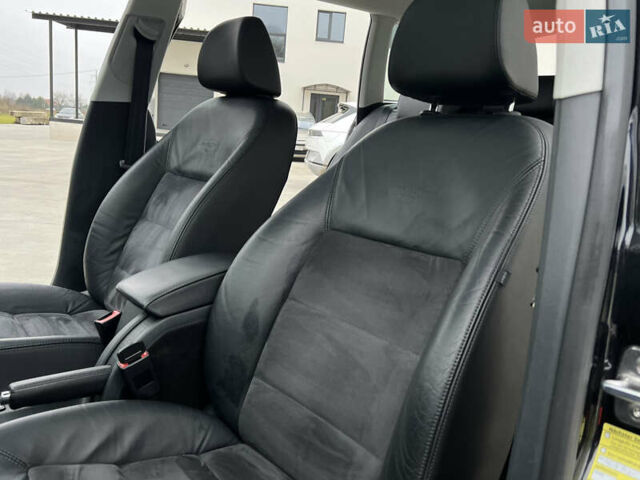 Черный Шкода Октавия, объемом двигателя 2 л и пробегом 229 тыс. км за 11650 $, фото 56 на Automoto.ua