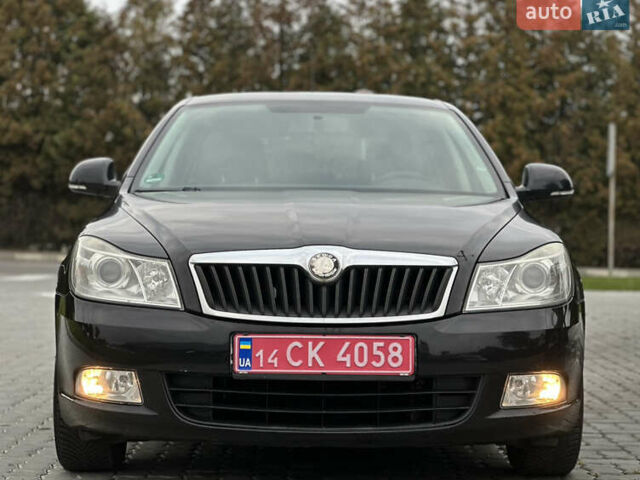 Черный Шкода Октавия, объемом двигателя 1.6 л и пробегом 202 тыс. км за 7650 $, фото 10 на Automoto.ua