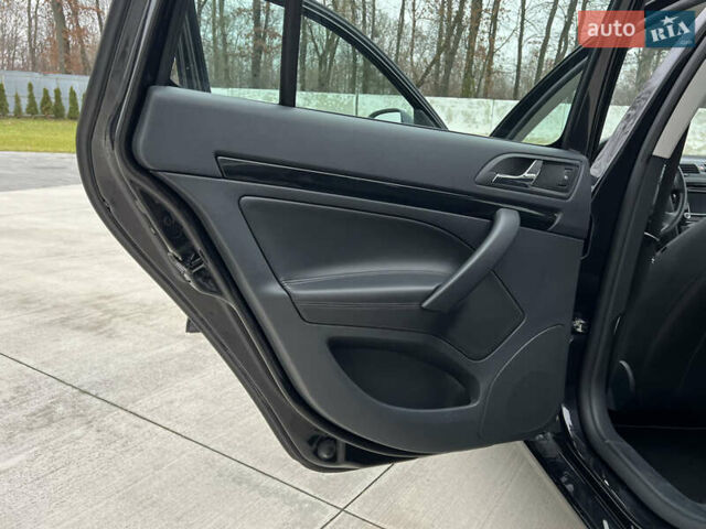 Черный Шкода Октавия, объемом двигателя 2 л и пробегом 229 тыс. км за 11650 $, фото 86 на Automoto.ua