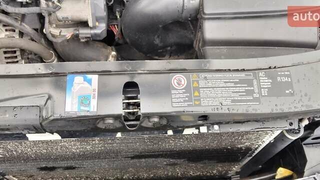 Черный Шкода Октавия, объемом двигателя 2 л и пробегом 220 тыс. км за 10500 $, фото 23 на Automoto.ua