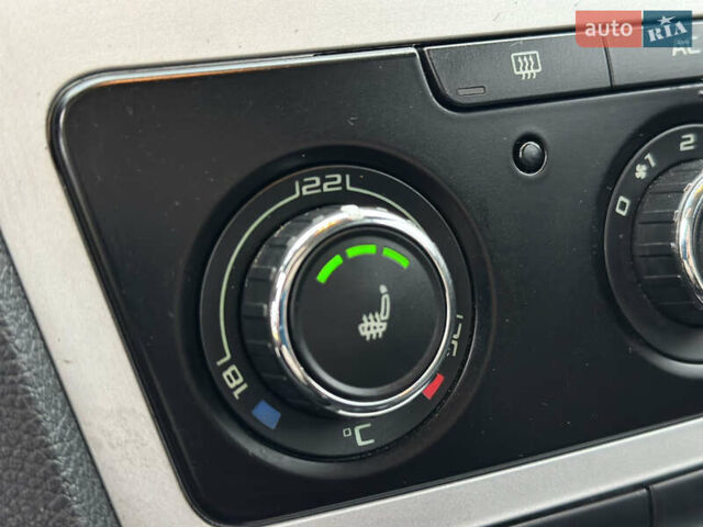 Чорний Шкода Октавія, об'ємом двигуна 1.6 л та пробігом 202 тис. км за 7650 $, фото 57 на Automoto.ua