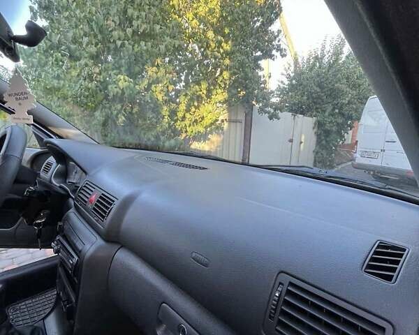 Черный Шкода Октавия, объемом двигателя 1.6 л и пробегом 198 тыс. км за 6700 $, фото 19 на Automoto.ua