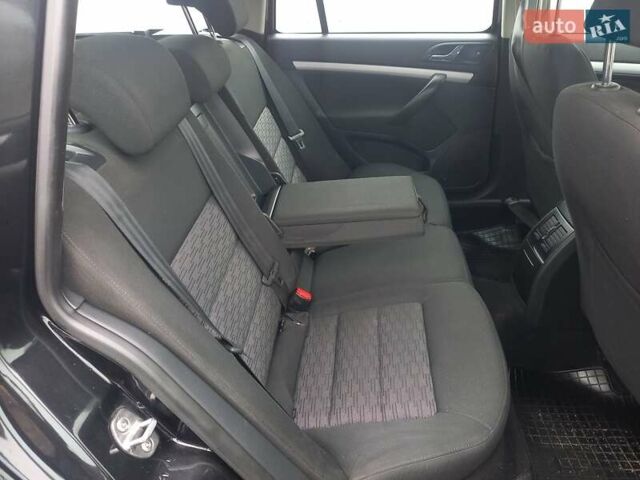 Черный Шкода Октавия, объемом двигателя 1.2 л и пробегом 186 тыс. км за 5950 $, фото 15 на Automoto.ua