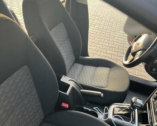 Чорний Шкода Октавія, об'ємом двигуна 1.97 л та пробігом 370 тис. км за 8000 $, фото 6 на Automoto.ua