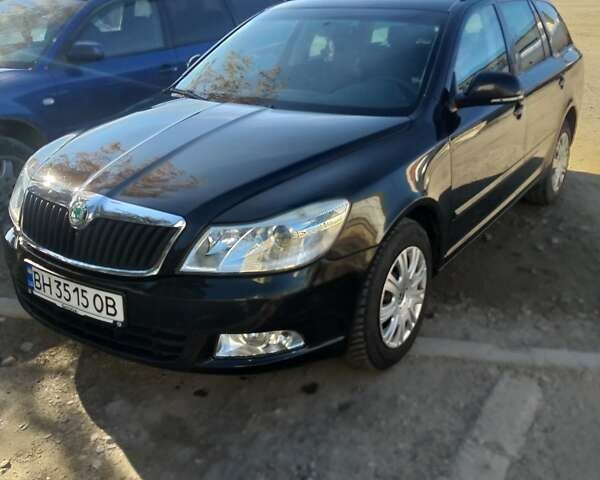 Черный Шкода Октавия, объемом двигателя 1.6 л и пробегом 317 тыс. км за 7500 $, фото 8 на Automoto.ua