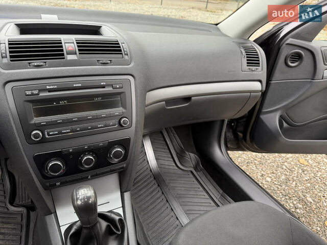 Черный Шкода Октавия, объемом двигателя 0 л и пробегом 167 тыс. км за 8100 $, фото 34 на Automoto.ua