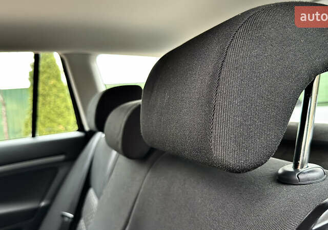 Чорний Шкода Октавія, об'ємом двигуна 1.6 л та пробігом 114 тис. км за 8299 $, фото 45 на Automoto.ua