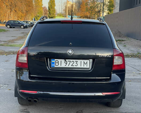 Черный Шкода Октавия, объемом двигателя 1.8 л и пробегом 260 тыс. км за 7300 $, фото 3 на Automoto.ua