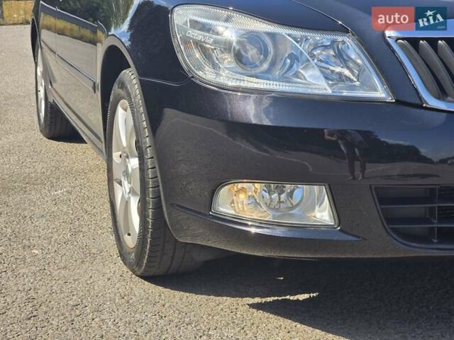 Черный Шкода Октавия, объемом двигателя 1.6 л и пробегом 212 тыс. км за 9299 $, фото 14 на Automoto.ua