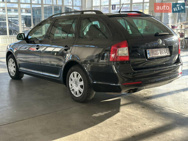 Шкода Октавия 2010 в Николаеве на Automoto.ua Черный Шкода Октавия, объемом двигателя 1.8 л и пробегом 232 тыс. км за 6650 $, фото 1 на Automoto.ua