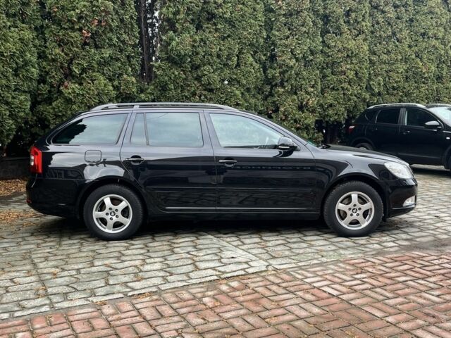 Чорний Шкода Октавія, об'ємом двигуна 0 л та пробігом 229 тис. км за 7800 $, фото 2 на Automoto.ua