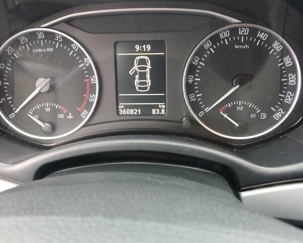 Чорний Шкода Октавія, об'ємом двигуна 1.6 л та пробігом 361 тис. км за 7800 $, фото 10 на Automoto.ua