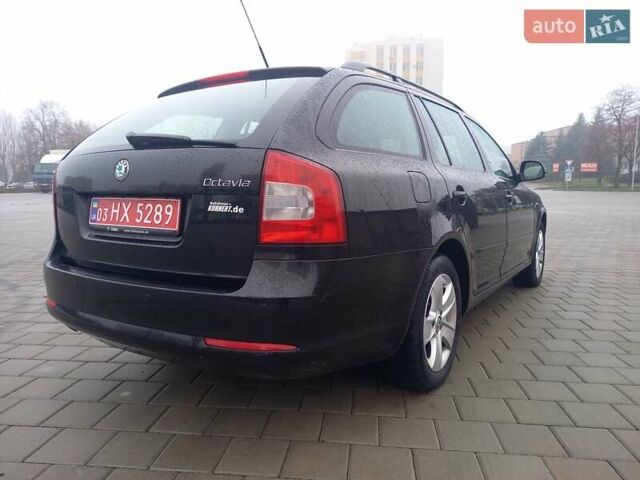 Черный Шкода Октавия, объемом двигателя 1.2 л и пробегом 186 тыс. км за 5950 $, фото 4 на Automoto.ua