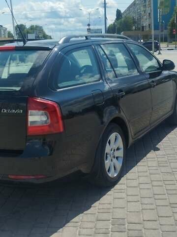 Черный Шкода Октавия, объемом двигателя 1.6 л и пробегом 260 тыс. км за 7650 $, фото 6 на Automoto.ua
