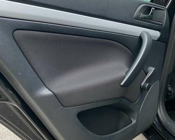 Чорний Шкода Октавія, об'ємом двигуна 1.6 л та пробігом 231 тис. км за 8500 $, фото 18 на Automoto.ua