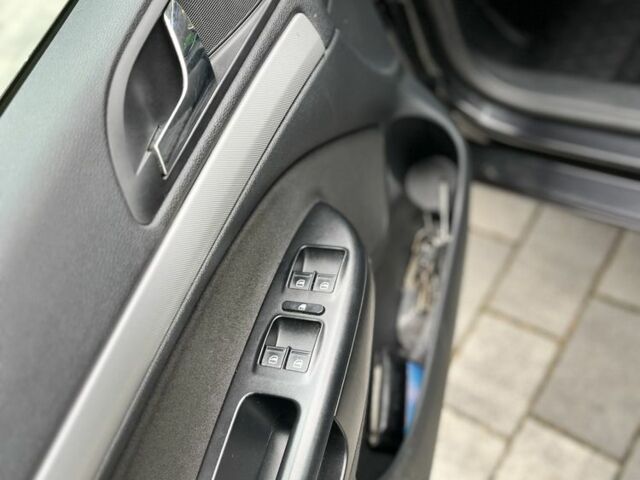 Чорний Шкода Октавія, об'ємом двигуна 1.4 л та пробігом 222 тис. км за 6700 $, фото 17 на Automoto.ua