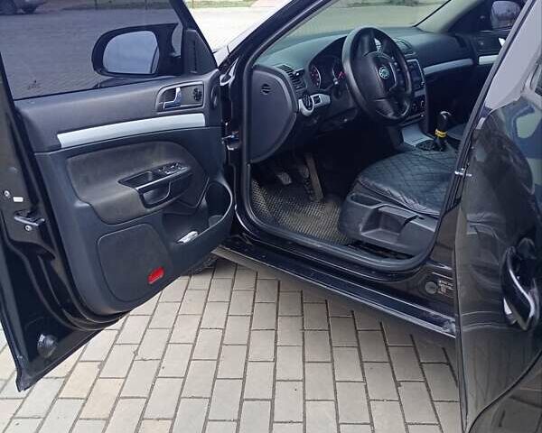 Черный Шкода Октавия, объемом двигателя 1.6 л и пробегом 390 тыс. км за 7250 $, фото 6 на Automoto.ua