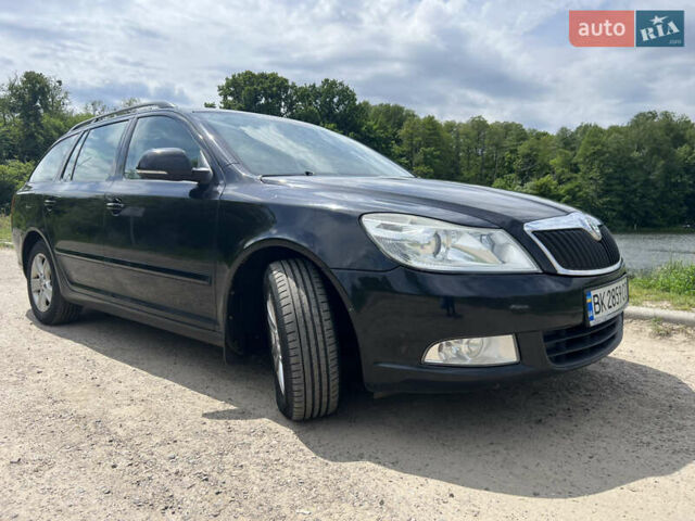 Черный Шкода Октавия, объемом двигателя 1.6 л и пробегом 265 тыс. км за 7500 $, фото 7 на Automoto.ua