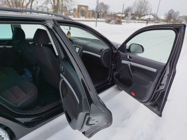 Черный Шкода Октавия, объемом двигателя 1.8 л и пробегом 217 тыс. км за 7500 $, фото 1 на Automoto.ua