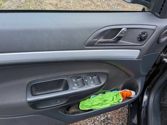 Черный Шкода Октавия, объемом двигателя 1.4 л и пробегом 258 тыс. км за 7200 $, фото 21 на Automoto.ua