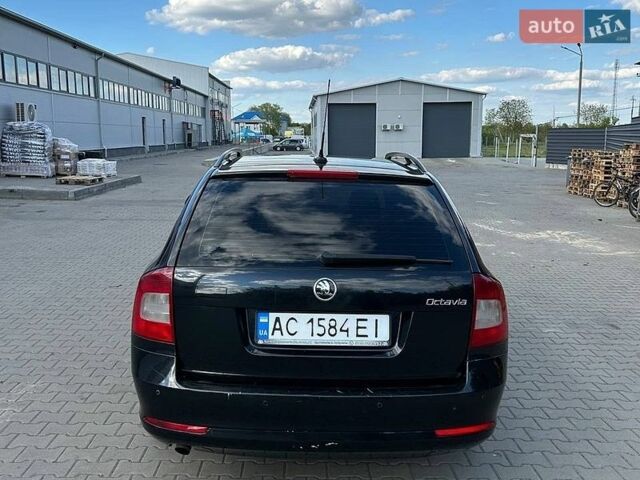 Черный Шкода Октавия, объемом двигателя 1.6 л и пробегом 380 тыс. км за 5700 $, фото 1 на Automoto.ua