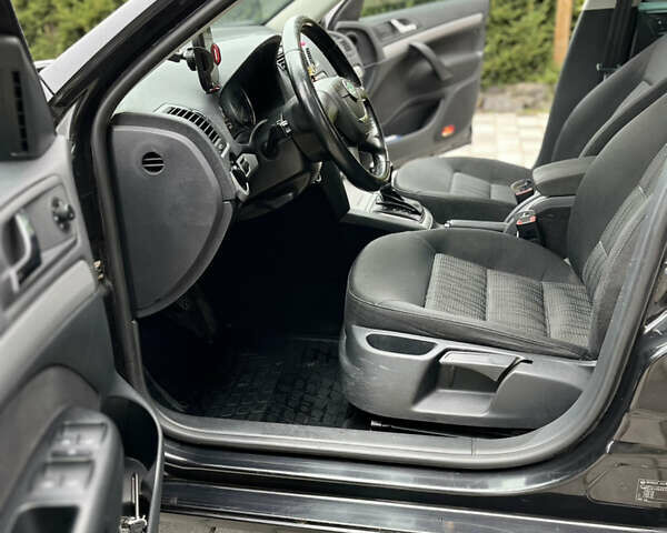 Чорний Шкода Октавія, об'ємом двигуна 1.39 л та пробігом 221 тис. км за 6600 $, фото 15 на Automoto.ua